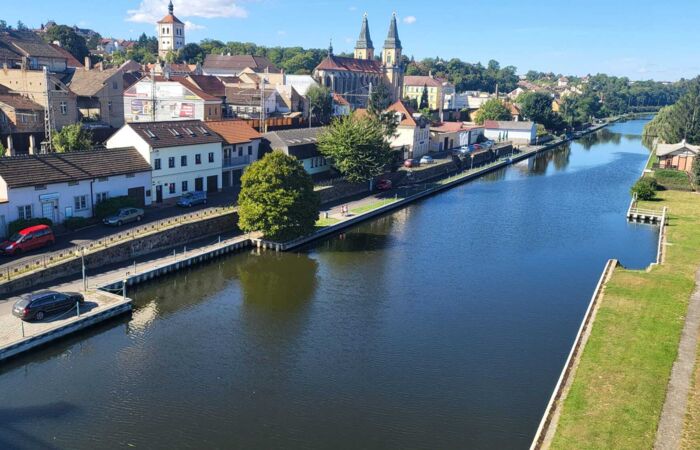 Roudnice nad Labem centurm u řeky sub