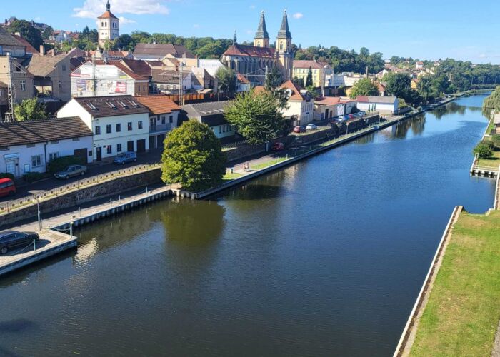 Roudnice nad Labem centurm u řeky